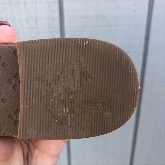 Patricia Nash Francesca Perforated Metallic Gold Tassel Detail Loafer 7.5 - Picture 6 of 8